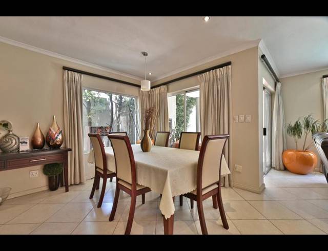 3 BEDROOM HOUSE FOR SALE IN SANDOWN